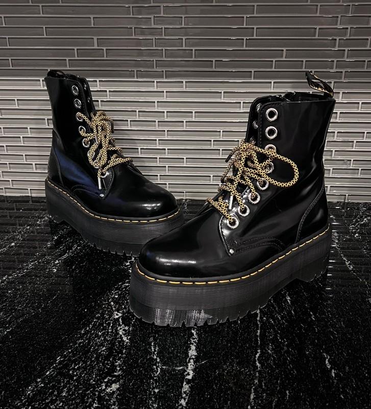 Dr. Martens Jadon Max Platform Boots Lace Zip-Up Smooth Leather Women’s 7 $230