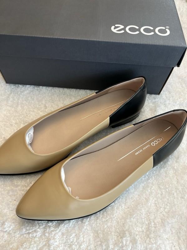 ECCO Flat Ballerina Sz 10/10.5/ EU 41 Tan And Black Leather Women's Shoe Danish