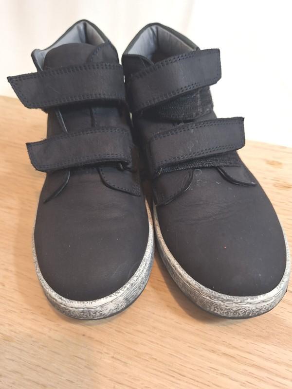 Erbavaglio Black Leather High Top Sneakers Youth Size 2