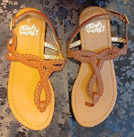 Faded Glory - Brown Leather Flip Flops Sandals - Size 2