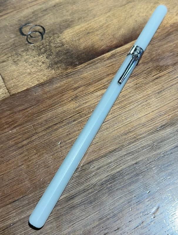 FISHING LEGEND HOOK REMOVER SELECT COLOR DEHOOKER SHIRT CLIP EASY TO USE