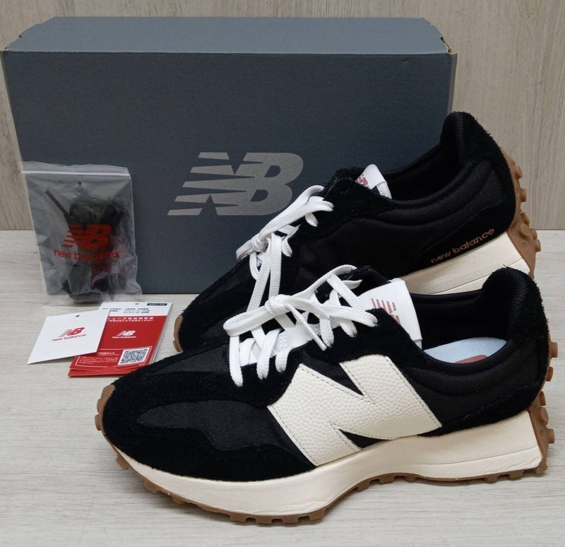 [FLASH SALE]-New Balance 327 Women Black with White and Mineral Red
