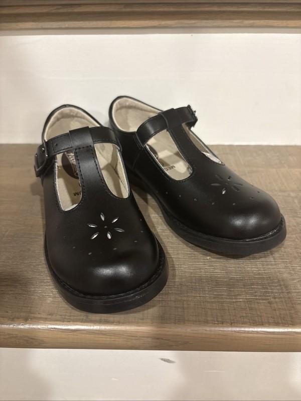 Footmates Girls Size 1.0 Sherry Black T Strap Mary Jane Dress Shoes