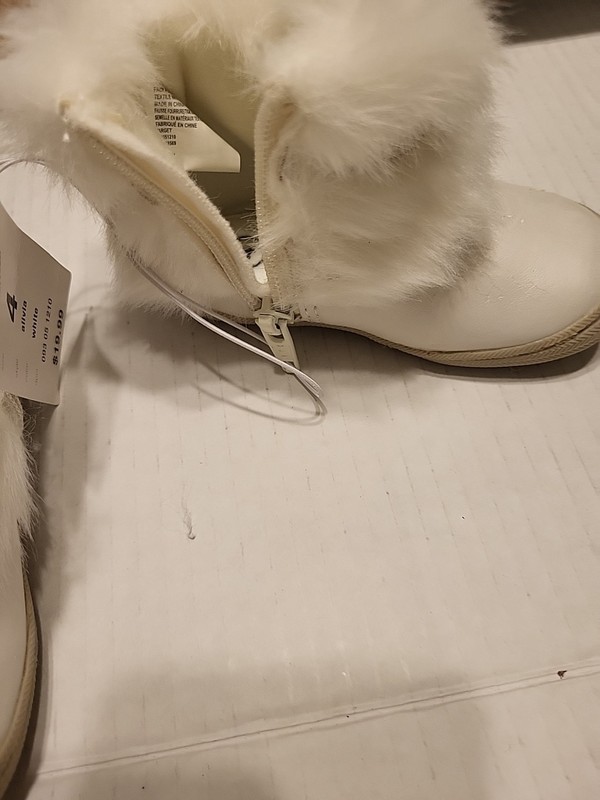 Genuine Kids From Oshkosh Alivia White Booties