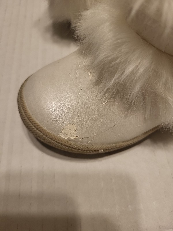 Genuine Kids From Oshkosh Alivia White Booties