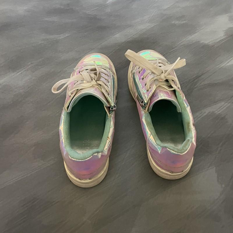 Girl’s Kidpik Holographic Fashion Sneakers Size 5