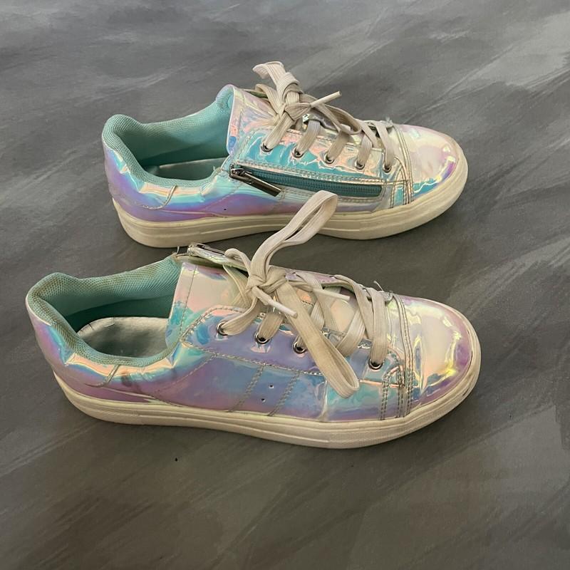 Girl’s Kidpik Holographic Fashion Sneakers Size 5