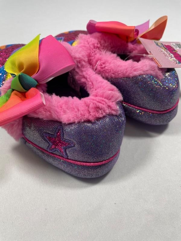 GIRL’S NICKELODEON JO JO CLOSED BACK GLITTER “BE YOUR SELFIE” SLIPPERS