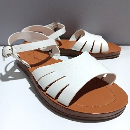 Girls Cat & Jack White Buckle Slip On Girl Sandals Size 13 New With Tags