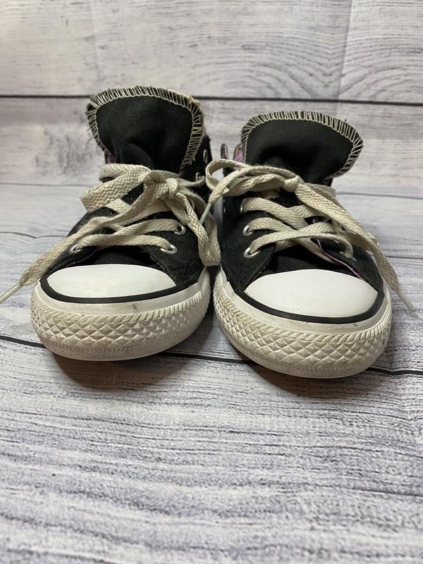 Girls Converse Flip Tongue Size 2. Black White Purple Gold