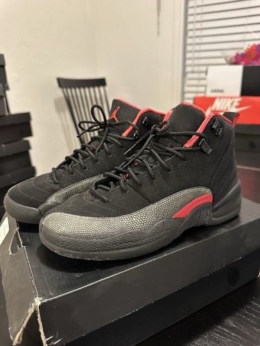 Girls Nike Air Jordan Retro Black x Siren Red Youth 5.5Y 510815-008 2012