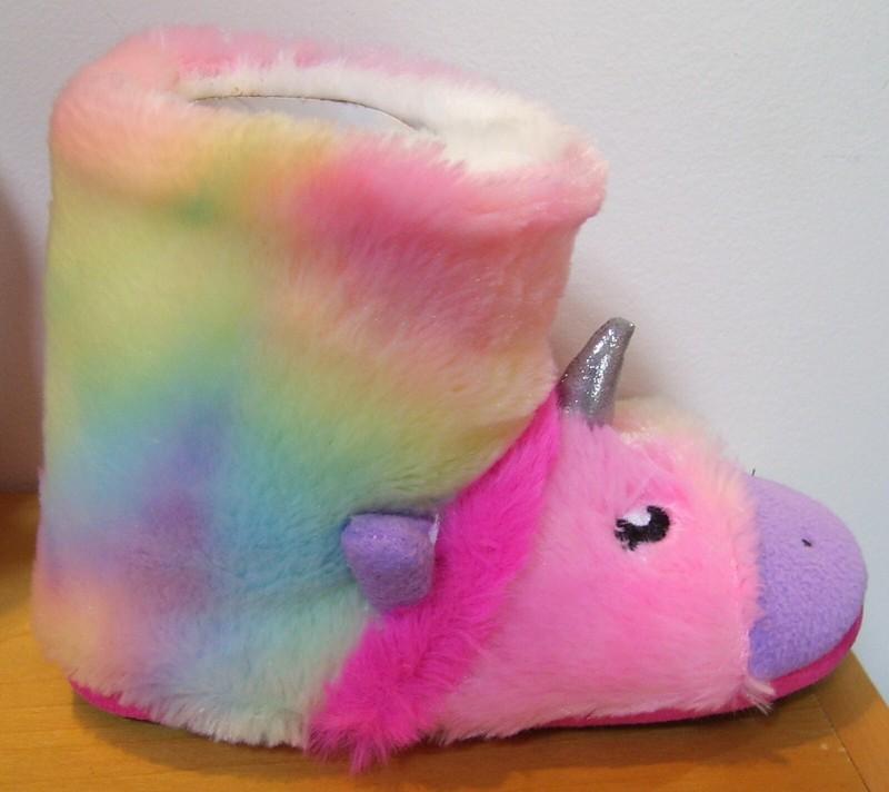Girls Totes Toasties Unicorn Slippers S 11-12 M 13-1