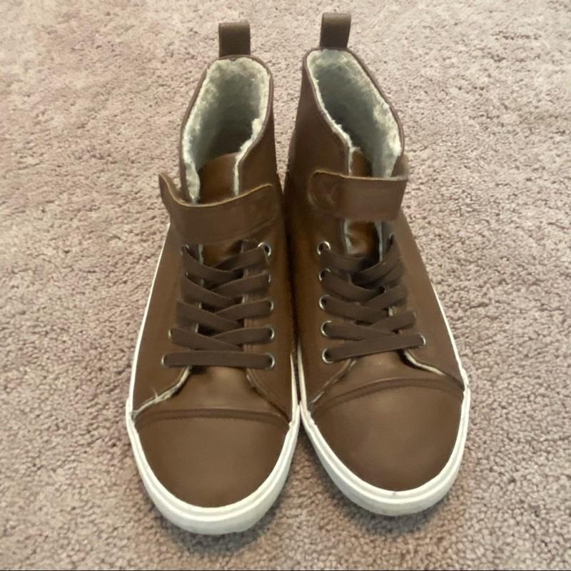 H&M Girls Faux Leather Shearling Brown High Top Sneakers Top Size 2 Youth