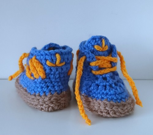 Handmade Baby Crochet Slipers SHOES Booties Sneakers Trainers