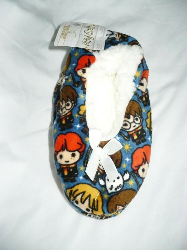 Harry Potter Fuzzy Babba Slipper Socks Size S/M Blue 1 Pair Gripper Bottoms