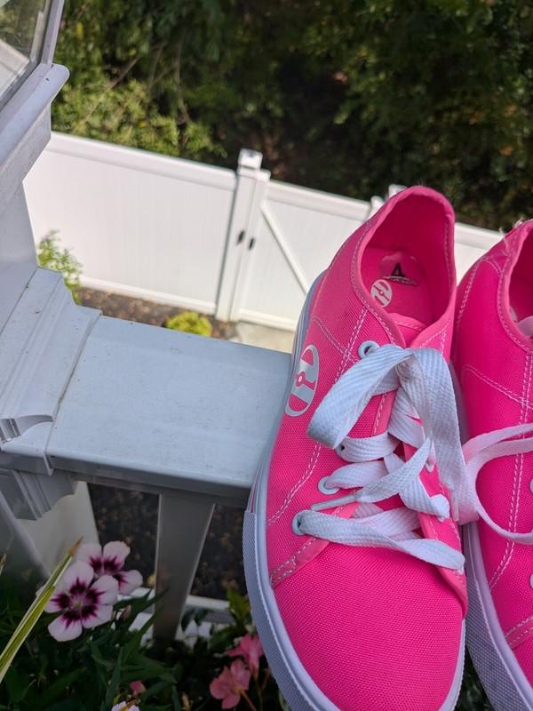 Heelys Girls Skate Shoes Hot Pink Size 4 Canvas