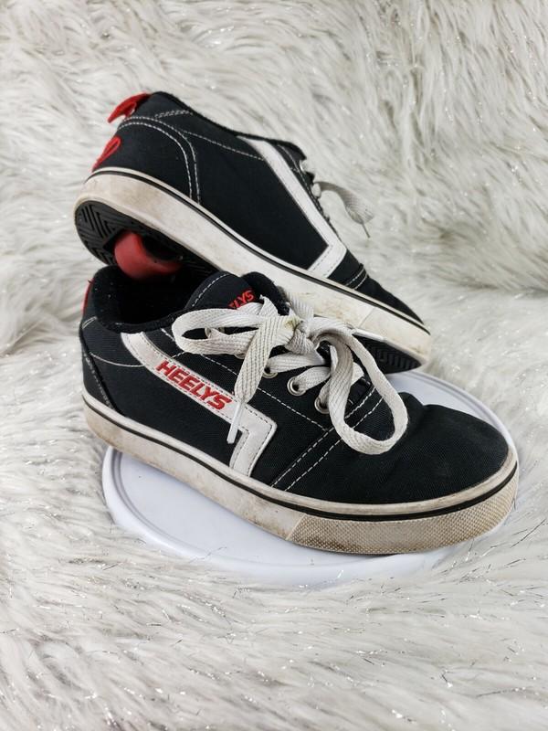 Heelys Gr8 Pro 20 He100745H Skate Shoes Big Boys Youth Size 4 M Black EUC