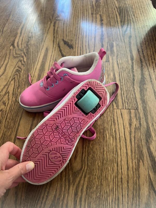 Heelys Rollar Sneaker - Girls Size 1 Pink