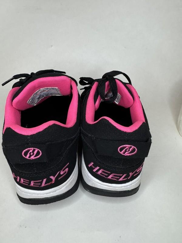 HEELYS Voyager Skater Shoes W/ Wheels Black Pink - Size Youth Kids 5 Women's 6
