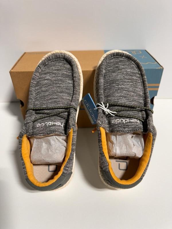 Hey Dude Wally Youth Stretch Taupe 130131555 US Size Kid's 12 / EUR 31