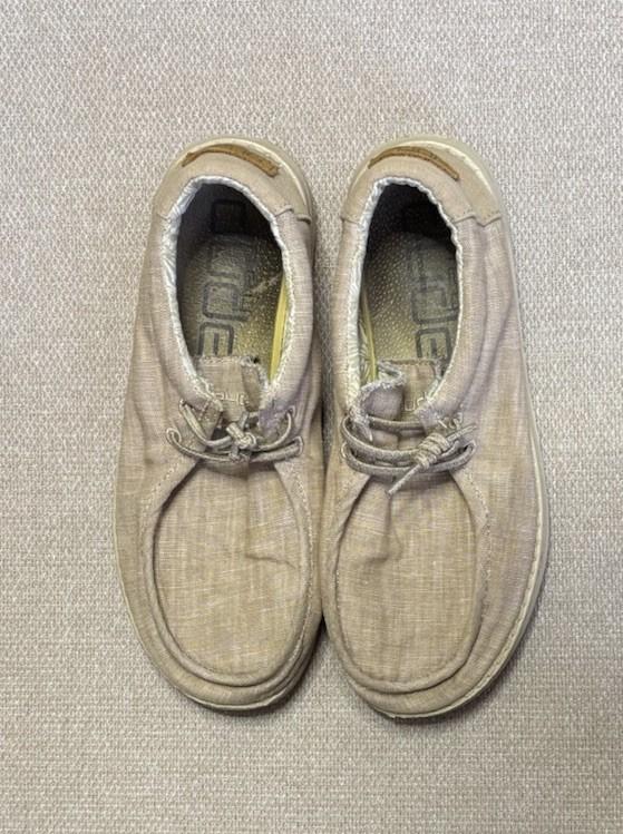 Hey Dude Wally Youth Unisex Stretch Beige Shoes (Y-5/L-6) Slip on Shoes