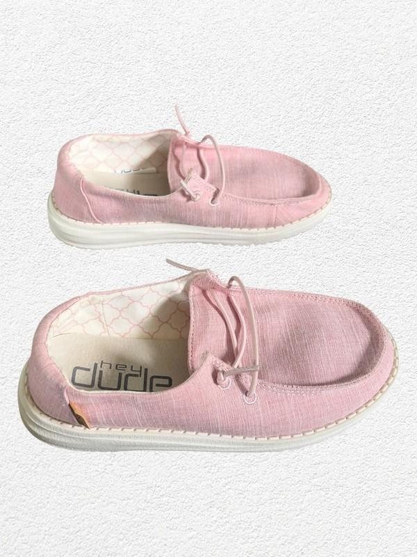 Hey Dude Wendy Slip On Comfort Shoes Youth Girls Size Y2 Pink Linen Cotton Candy