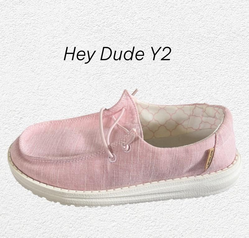 Hey Dude Wendy Slip On Comfort Shoes Youth Girls Size Y2 Pink Linen Cotton Candy