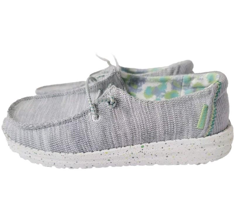 Hey Dude Wendy Youth Girl Stretch Pearl River Grey size Y2 Loafer slip on shoes