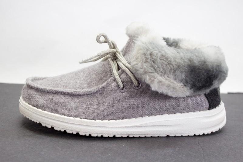 Hey Dude Youth Size US Y2 L3 Britt Sunset Gray Smoke High Top Fur Comfort Shoes