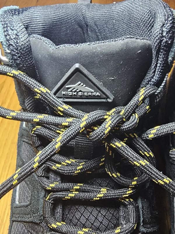High Sierra Grizzly Hiking Boots Boy's Youth Size 7 Black