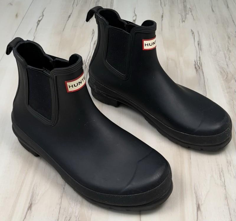 HUNTER Womens US 9 Black Original Chelsea Ankle RAIN BOOT Waterproof WFS2078RMA