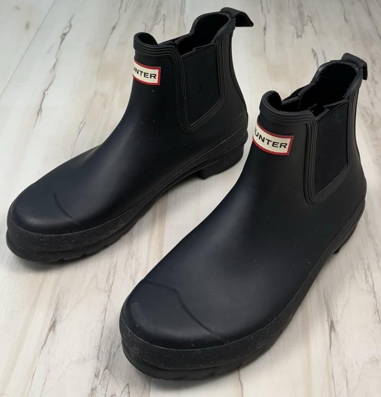 HUNTER Womens US 9 Black Original Chelsea Ankle RAIN BOOT Waterproof WFS2078RMA
