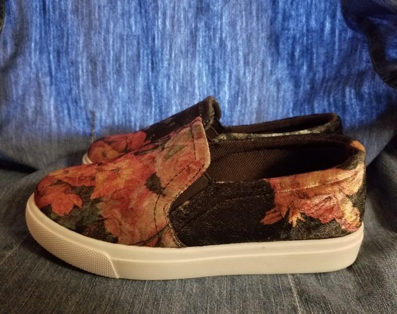 I Love Yokids Girl's Kids Flats Size 3