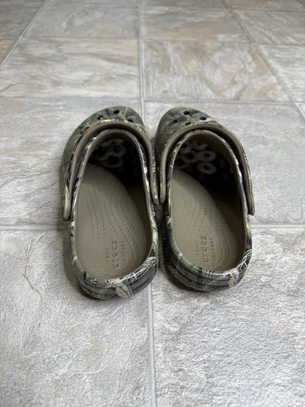 Iconic Comfort Crocs Camouflage PS Boys Shoe Size 13c Green Preowned