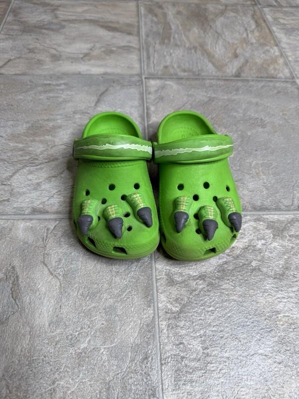 Iconic Comfort Crocs Dinosaur TD Boys Shoe Size 8c Green Slip On Preowned