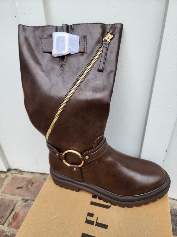 IDIFU Women Combat Boots Low Heel Round Toe Side Zipper Cowgirl Riding Brown 8