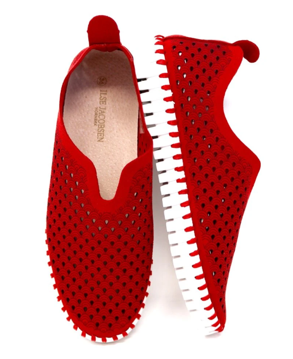 Ilse Jacobsen Tulip 139 Deep Red Slip-on Shoe Women's EU sizes 35-41 NEW