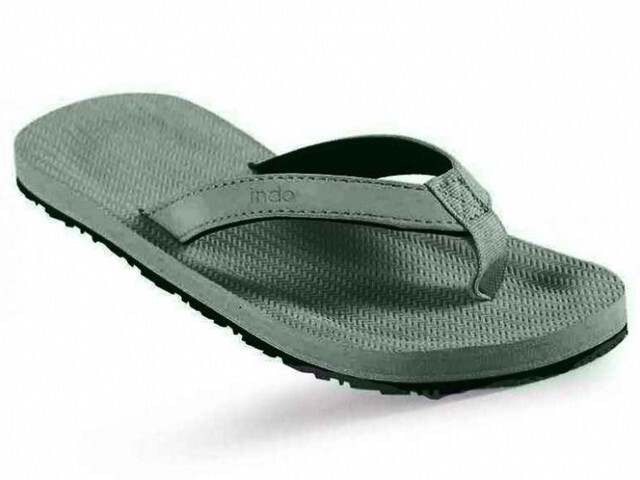 INDOSOLE GROMS ESSNTLS- Size 13 C - Children's flip flops - Leaf **NEW**