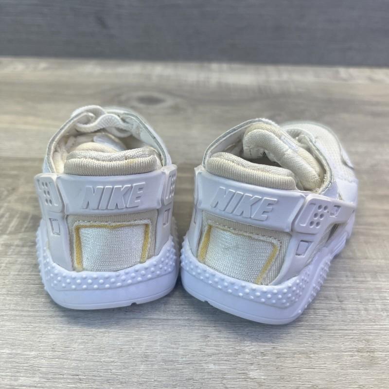 Infant Nike Huarache Run Slip On Shoe White 704950-110 Size 3 C