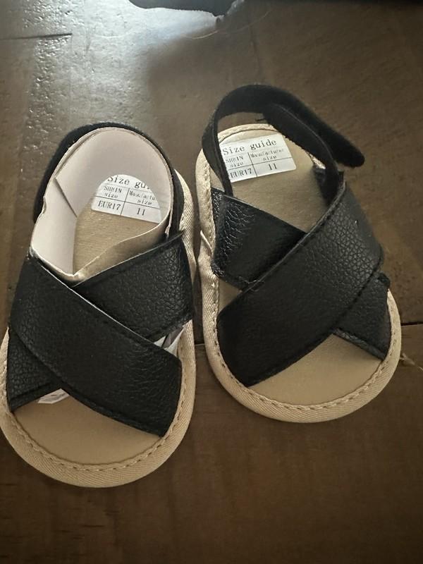 Infant sandals unisex black and tan sandals size 11 new 6-12 months baby sandals