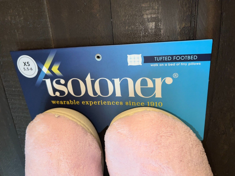 Isotoner A96000 Women's Terry Clog Slippers Tufted Footbed New W/tags