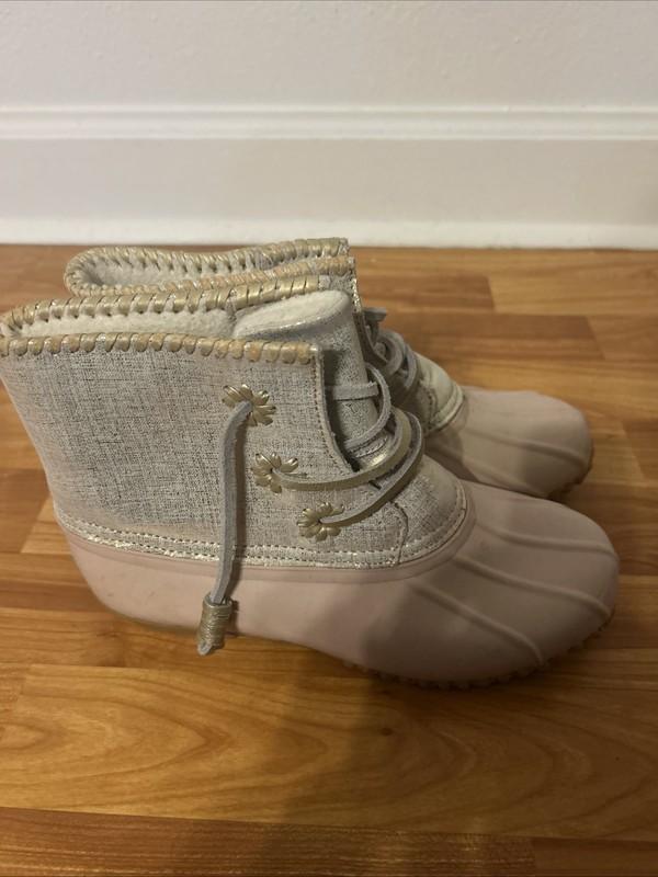 Jack Roger Size 6 Snow Boots