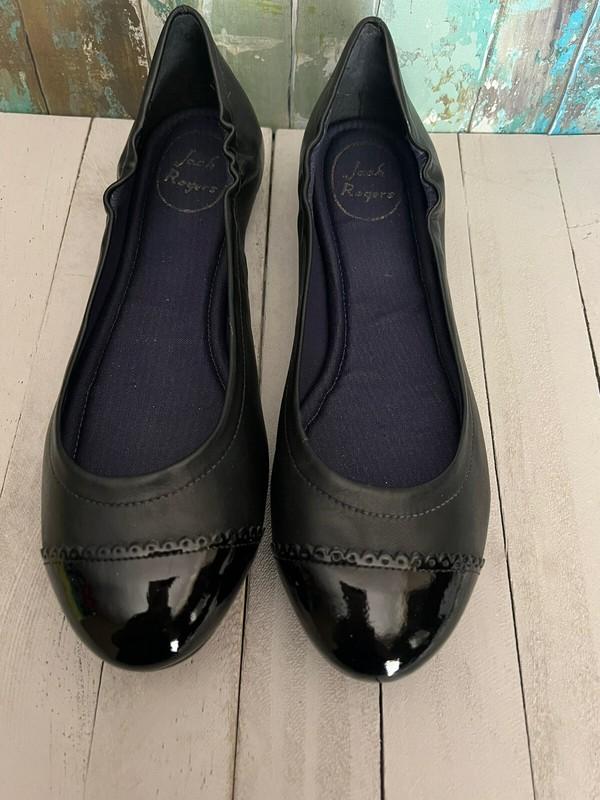 Jack Rogers Bree Black With Patent -Cap Toe Ballerina Flat Woman US Size 9.5M