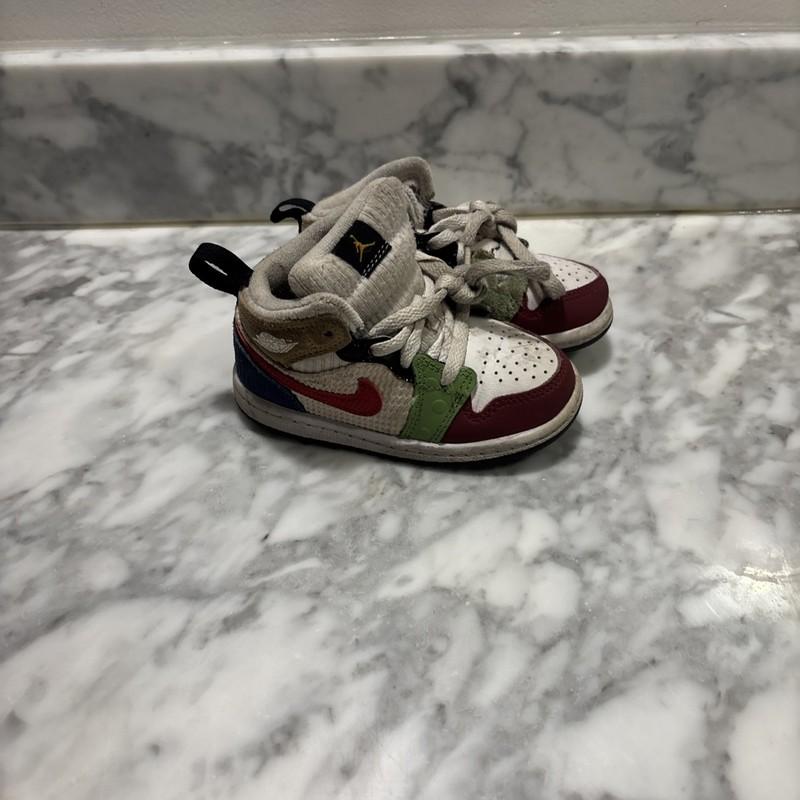 Jordan 1 Mid Se Messy Room 7c