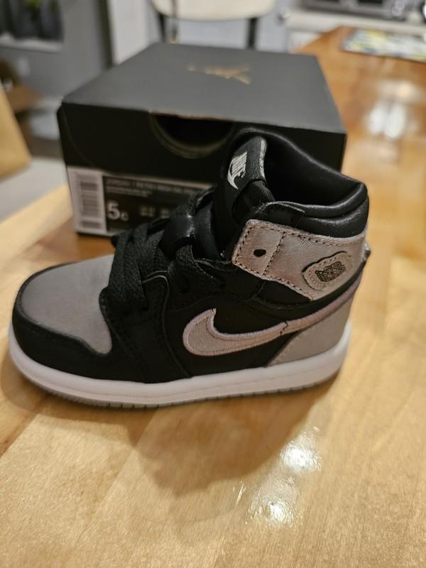 Jordan 1 Retro High OG TD Black Grey White 1Y NIB Satin Shadow FD5305 010