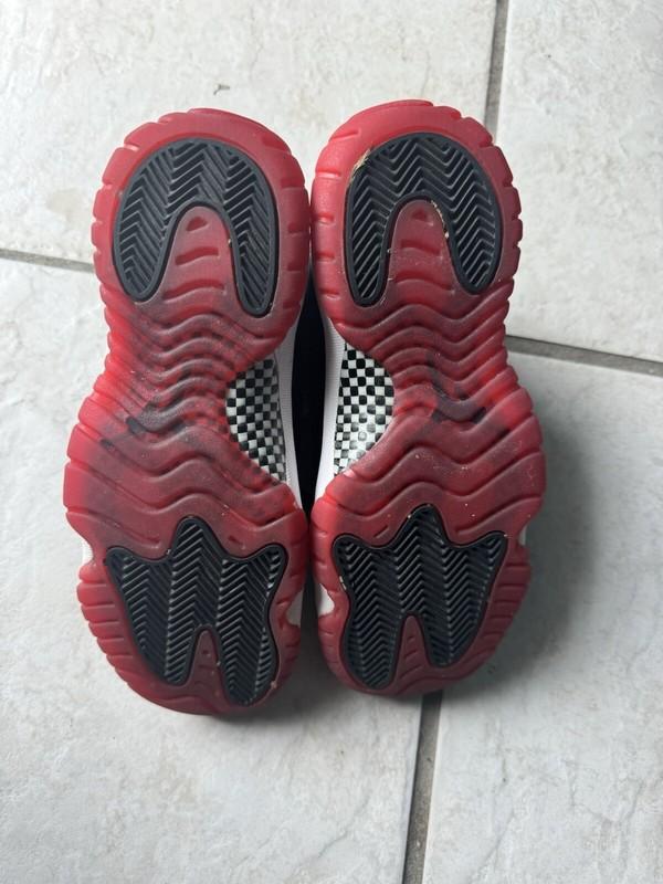Jordan 11 Bred