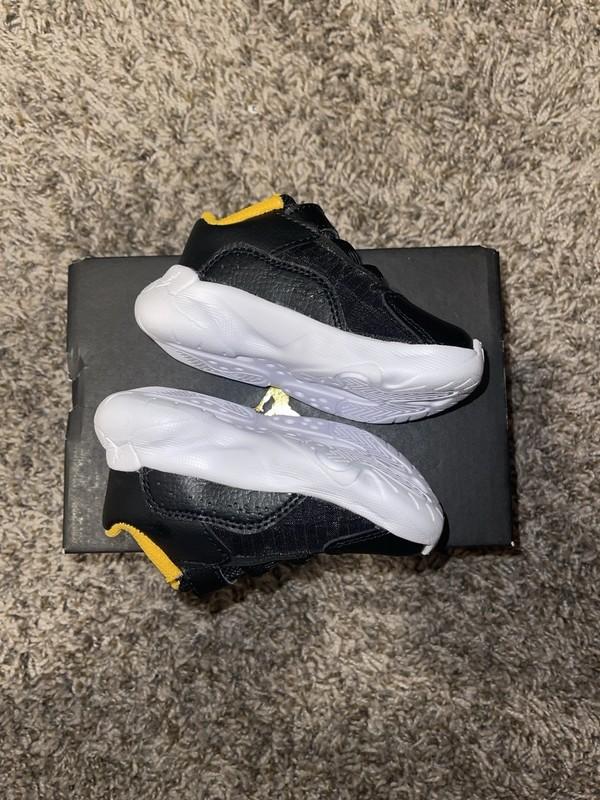Jordan 11 CMFT Low (TD) Sneakers INFANTS 4C
