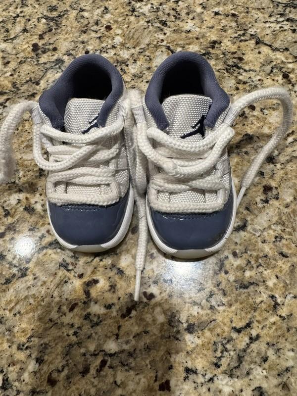 Jordan 11 Low Toddler Size 5c