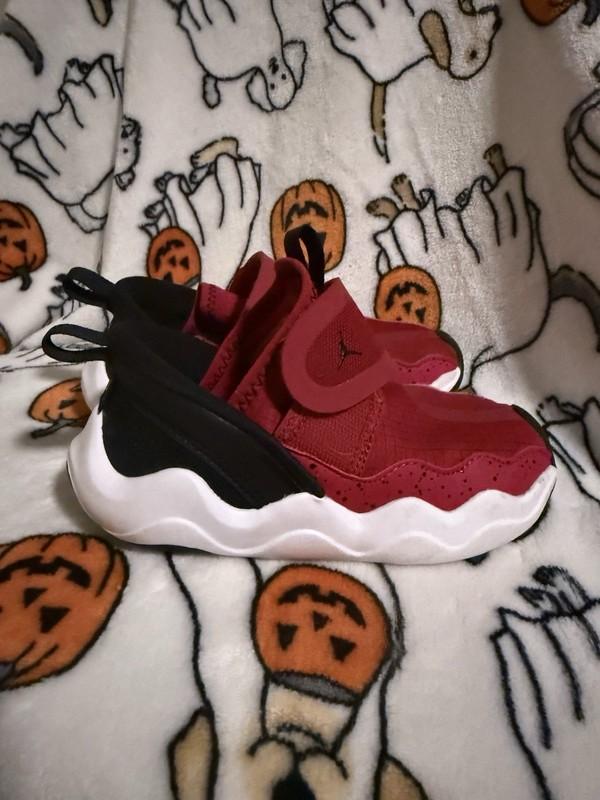 Jordan 23/7 Toddler Sneakers In White/Varsity Red/Black Size 10C