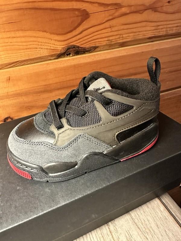 Jordan 4 RM Black/Red/Grey Size 7C